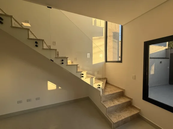 Imagem Casa moderna com piscina - Nova Jaguari, Santana de Parnaíba