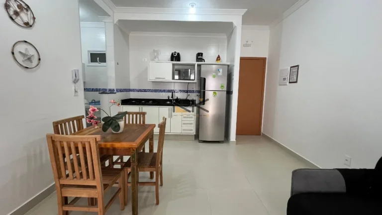 Imagem Apartamento à venda nas Toninhas com 1 dormitórios, varanda gourmet com churrasqueira e piscina