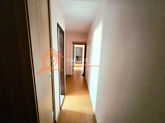 Imagem Casa com 3 Quartos à venda, 133m² - Campo Grande