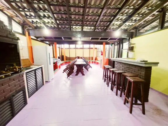 Foto do imóvel: ALUGA - SE APARTAMENTO Á 600 DA PRAIA DE MAITINGA - BERTIOGA - SP.