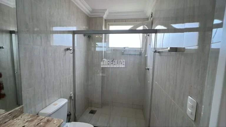 Imagem Apartamento com 3 suítes e área de lazer no bairro Mercês em Uberaba