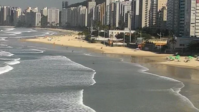 Imagem Pitangueiras *Frente Total Mar,Vista Cinematográfica*,Local Nobre,200 M² de Área Útil,Fino Acabamento,2 Garagens,Top,Alto Padrão