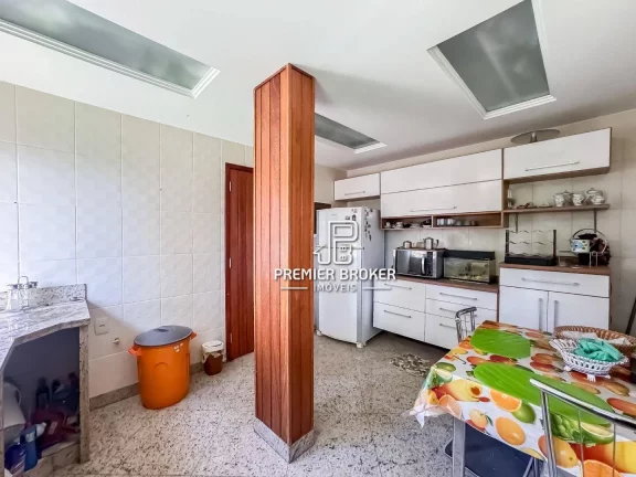 Imagem Casa à venda, 213 m² por R$ 1.100.000,00 - Comary - Teresópolis/RJ