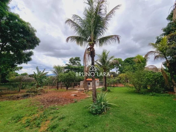 Imagem Sítio à venda em Mateus Leme bairro Portal Serra Azul.