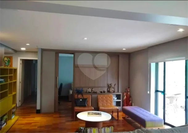 Imagem Apartamento à venda com 3 quartos, sendo 2 suítes, no condomínio Portal DE São Francisco, São Paulo - SP