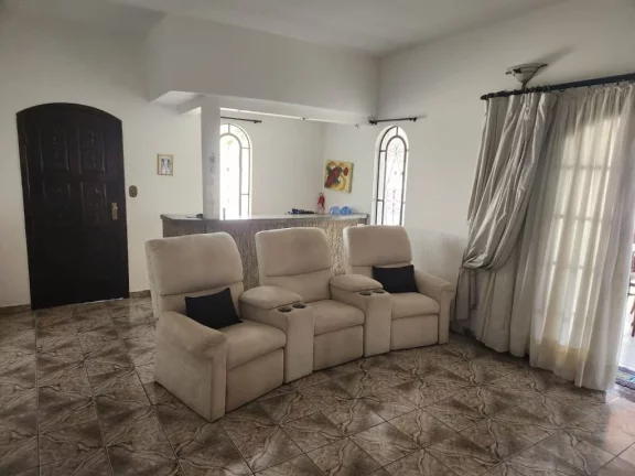 Imagem Casa com 3 dormitórios à venda, 220 m² por R$ 630.000,00 - Vila Suissa - Mogi das Cruzes/SP