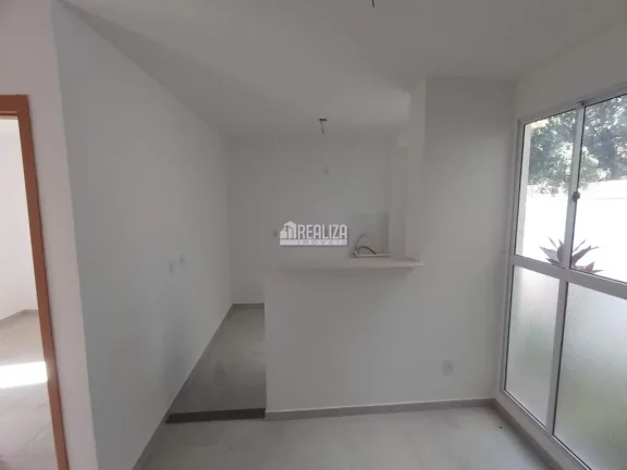 Imagem Apartamento à venda no Condomínio Residencial Veneza, no bairro Vila Arquelau, Uberaba - Oportunidade única!