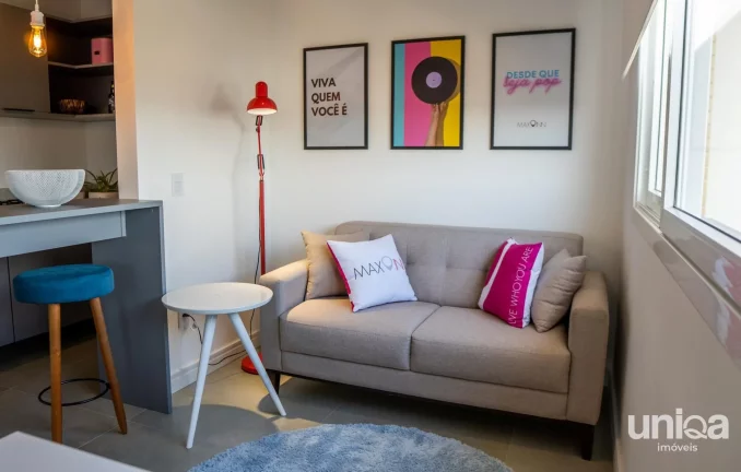 Apto tipo STUDIO 100% mobiliado com garagem no ed ADORO para alugar