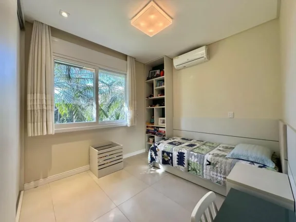 Imagem Casa em Condominio 4 Dormitórios - Bairro Zona Nova