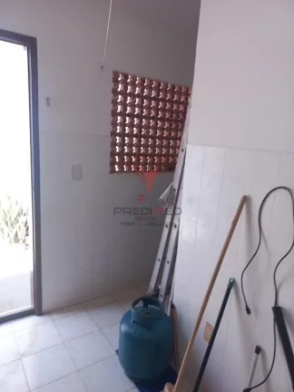 Imagem "Vendo casa na melhor Alameda de Vilas do Atlântico: segurança, 3 quartos e varanda!"