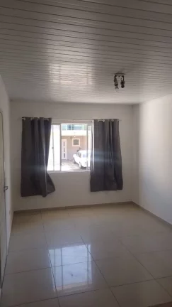 Imagem Terreno com Casa Não Averbada no Condomínio La Salle - Pinheirinho