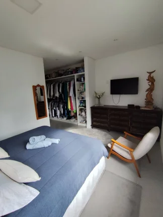 Imagem Casa com 2 Quartos para alugar, 175m² - Daniela