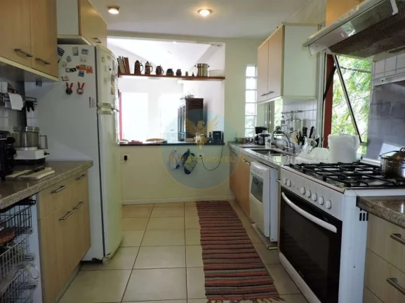 Imagem Casa em Condomínio a Venda no bairro Granja Viana - Cotia, SP