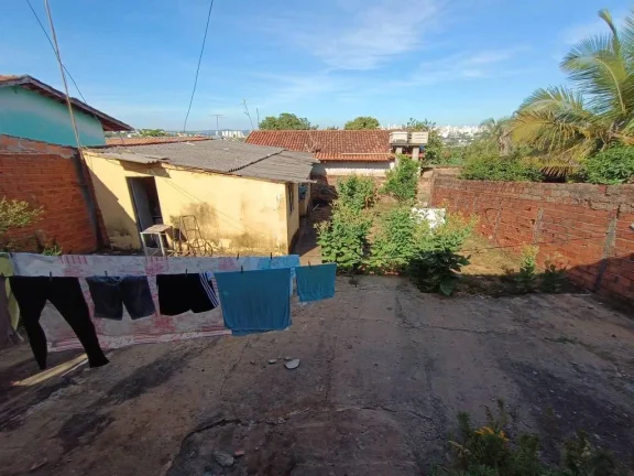 Imagem Casa 2/4 Com Barracoes No Setor Jardim Progresso Em Goiania , Oportunidade