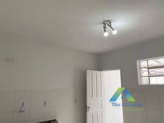 Imagem Casa Sobrado com 2 dormitórios para locação em Cursino/SP!