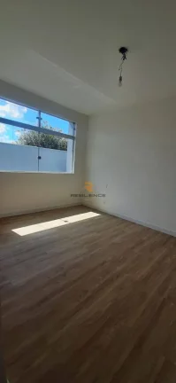 Imagem Casa com 03 quartos sendo 01 suíte em condomínio !!