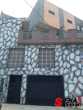 Imagem Aluguel de Casa em São Paulo-SP: 2 quartos, 2 suítes, 1 sala, 2 banheiros, 1 vaga de garagem, 80m² no Jardim Egle.