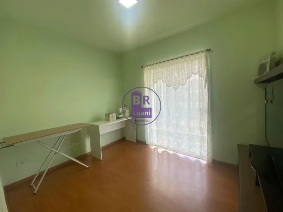 Imagem Sobrado residencial com galpão comercial próximo ao Shopping Boulevard