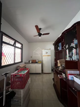 Imagem Oportunidade Imperdível em Laranjeiras – Ponto Comercial + Residência Completa!