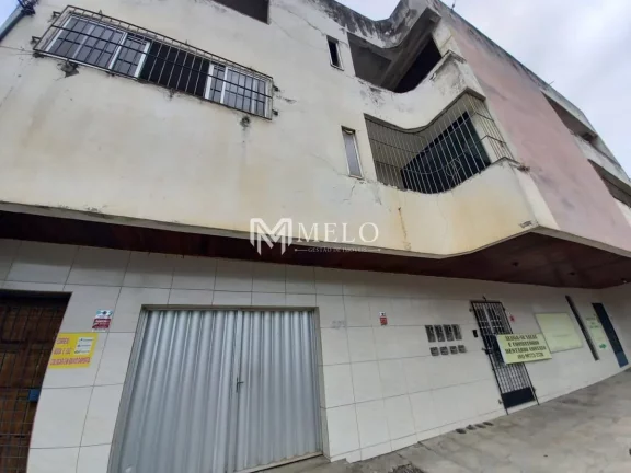Imagem Oportunidade em PIEDADE: 03Pavimentos, 04salas comerciais/03 qts, 01suite.