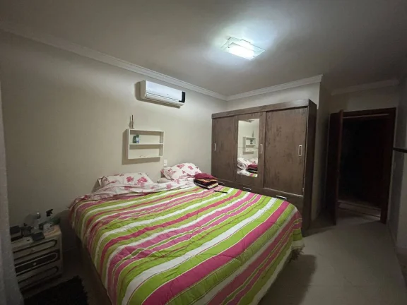 Imagem Casa com 3 dormitórios, 226 m² - venda por R$ 1.000.000,00 ou aluguel por R$ 8.850,00/mês - Santa Adélia - Vargem Grande Paulista/SP