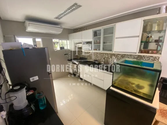 Imagem Casa Completa com Piscina e Área Gourmet em Rio Doce