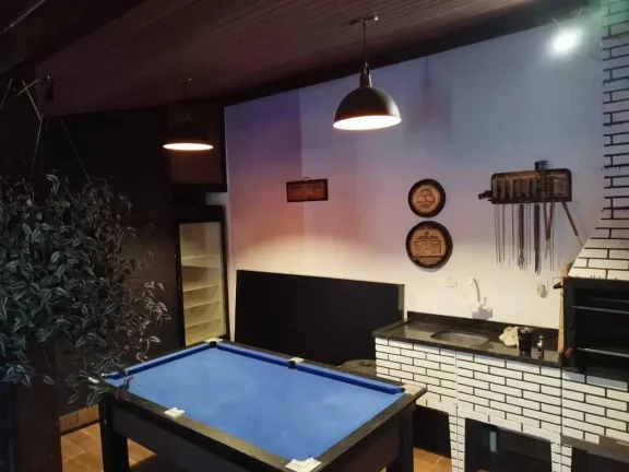 Imagem Casa com 2 dormitórios e 2 vagas de garagem - Morro do Meio | Joinville/SC