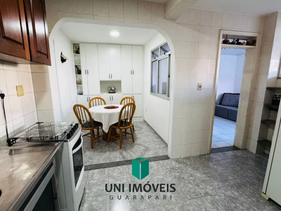 Imagem Apartamento Amplo frente para a rua 02 quartos (01 suíte), Garagem, Área Externa, Praia do Morro