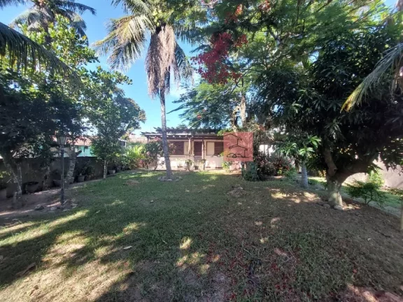 Imagem Casa para Venda em Araruama/RJ - 4 Dorm. 180 m2 Área Útil