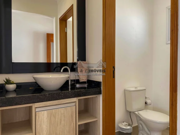 Imagem Casa à venda em Campos do Jordão – Com 4 dormitórios e vista exuberante