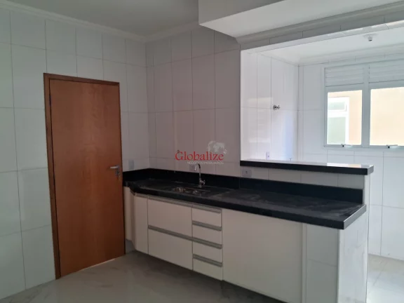 Imagem Sobreposta Alta em Santos na Ponta da Praia com 3 suítes, 2 Vagas e Churrasqueira à Venda por R$ 1.015.000,00