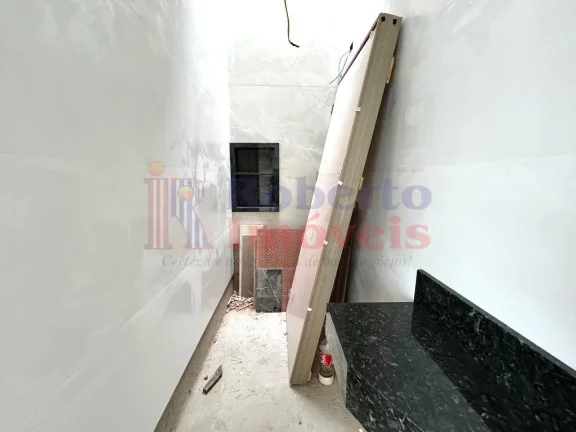 Imagem Sobrado com 3 suites proximo a praia Barra do Sai