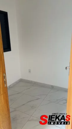 Imagem Apartamento Comercial para Locação em São Paulo-SP, Itaquera: 2 Quartos, 1 Sala, 1 Banheiro, 1 Vaga de Garagem, 42m².