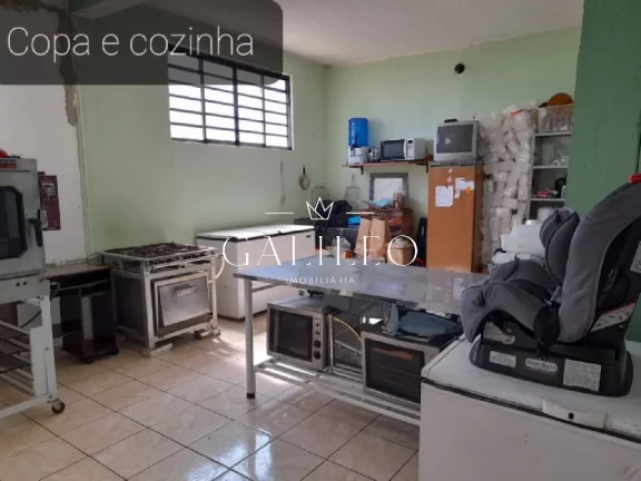 Imagem VENDA ou PERMUTA ÓTIMA CASA 200M² - 3 DORMITÓRIOS SENDO 1 SUÍTE -COZINHA/COPA -SALA DE ESTAR/JANTAR- VARANDA- QUINTAL- 3 VAGAS-JARDIM DO LAGO -JUNDIAÍ