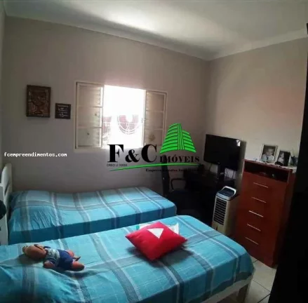 Imagem Casa para Venda em Americana, Parque das Nações, 2 dormitórios, 1 suíte, 1 banheiro, 4 vagas