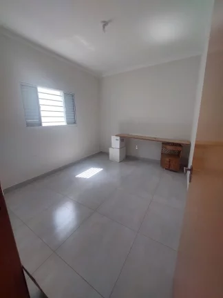 Imagem CASA EM PATROCINIO PAULISTA Á VENDA NO BAIRRO AROEIRA