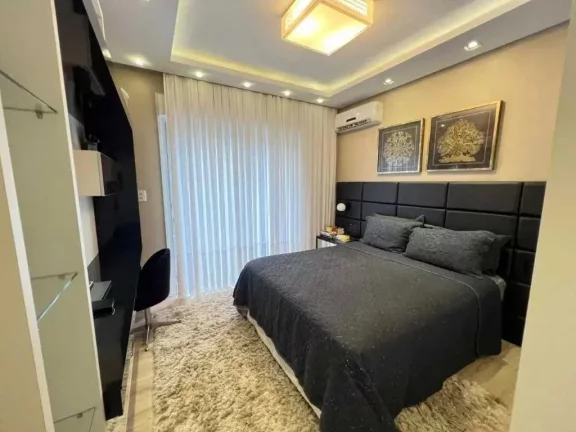 Imagem Casa de alto padrão em condomínio fechado com 5 suítes e 4 vagas de garagem em Itajaí