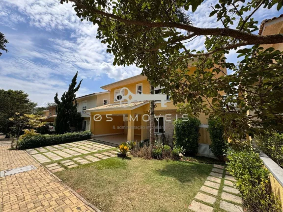 Imagem Casa de Alto Padrão para Locação no Condomínio Raízes da Granja Viana