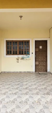 Imagem Sobrado com 2 dormitórios a venda no Perequê-Açu em Ubatuba