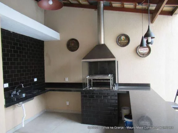 Imagem Linda Casa de 300 m² Granja Viana - Carapicuíba, à venda por R$ 2.000.000