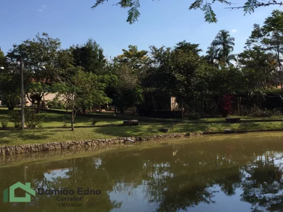 Imagem Chacara com 4100 metros, lago com peixe, churrasqueira, piscina, fogão alen