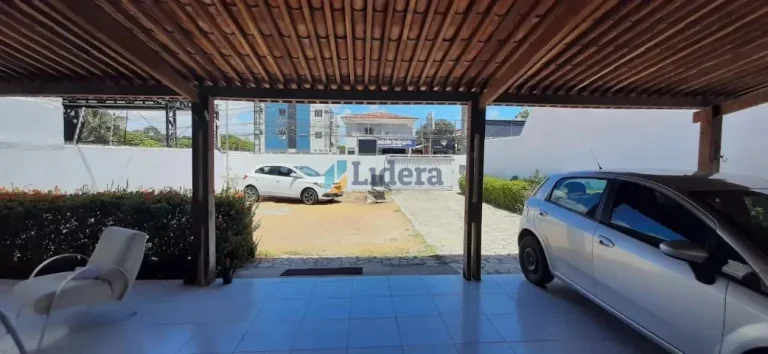 Imagem Casa com quintal -3 quartos - 1 suíte - 143m² - Bessa, em João Pessoa-PB