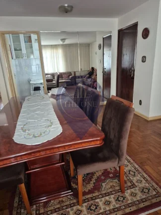 Imagem Imperdível! Apartamento à venda em São Paulo-SP, Aclimação. 2 quartos, 2 salas, 1 banheiro, 1 vaga de garagem. 102m².