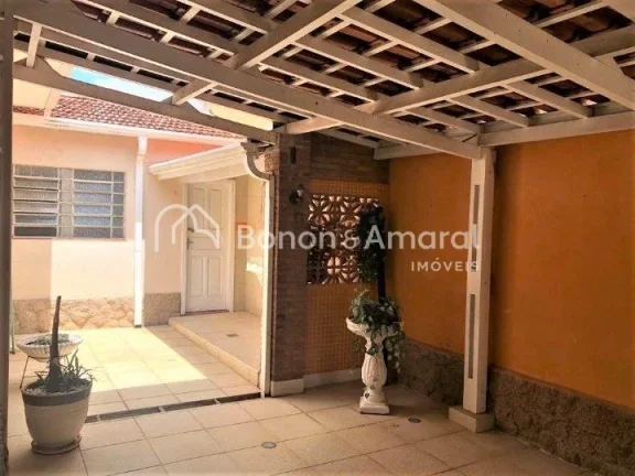 Imagem Casa térrea à venda no Bairro Taquaral, próxima à Miami Store, supermercado, farmácia, colégio...