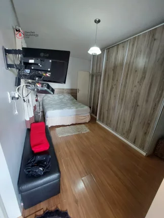 Imagem SOBRADO A VENDA AO LADO DO METRÔ VILA PRUDENTE. SUPER AMPLO E ACONCHEGANTE, EM RUA TRANQUILA. 3 SUÍTES E 4 VAGAS DE GARAGEM.