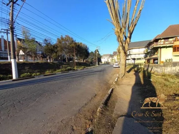 Imagem Terreno à venda por R$ 2.100.000 - Jaguaribe - Campos do Jordão/SP