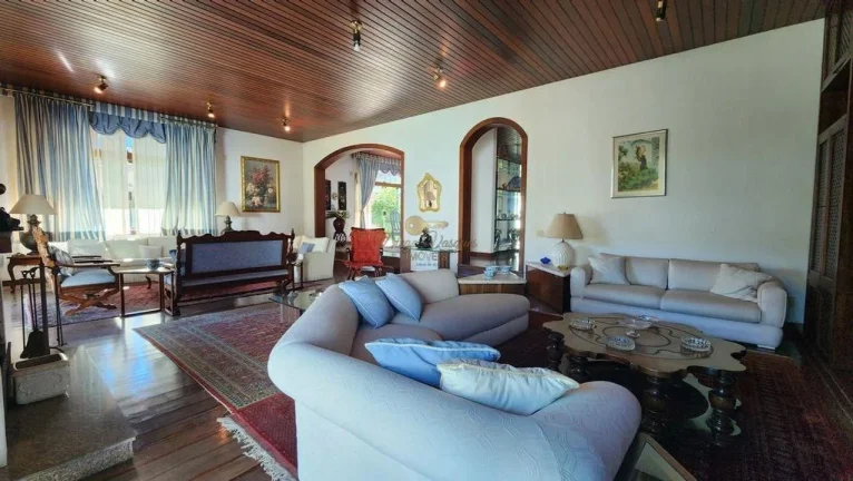 Imagem Casa para Venda em Teresópolis / RJ no bairro Alto