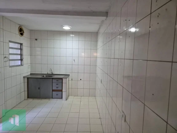 Imagem Sobrado à venda em São Paulo, Vila Fachini, com 2 quartos