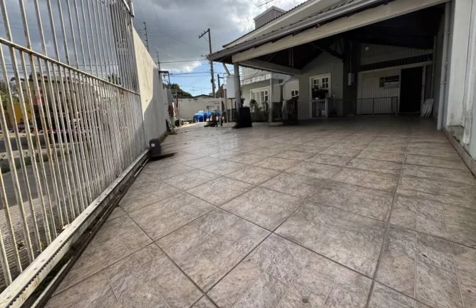 Imagem Casa 340m2, 5 quartos, Rua Vila Lobos, Tamandaré-Esteio