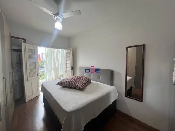 Imagem Apartamento com 2 dormitórios à venda, 74 m² por R$ 420.000 - Gonzaga - Santos/SP